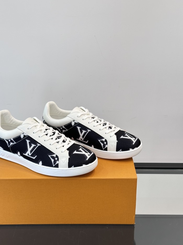 Luxembourg Monogram Sneaker(Male)38-44 -083=