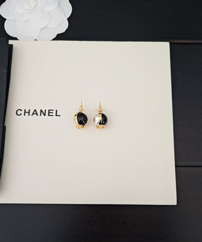 Earring 04=