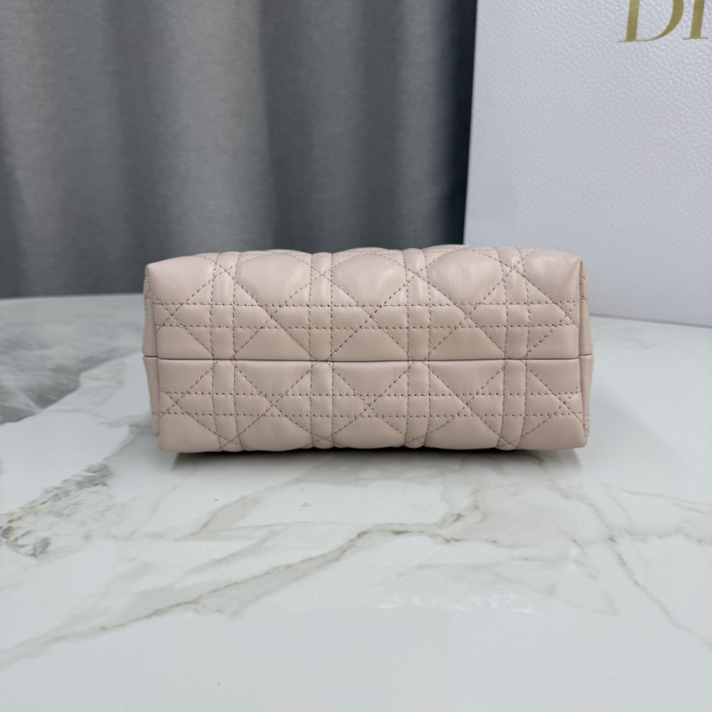  Dior Jolie Top Handle “18.5 x 13 x 8.53cm”-065=