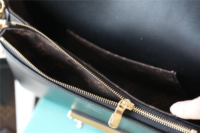 Swing Crossbody Bag “24*15*6CM” 047