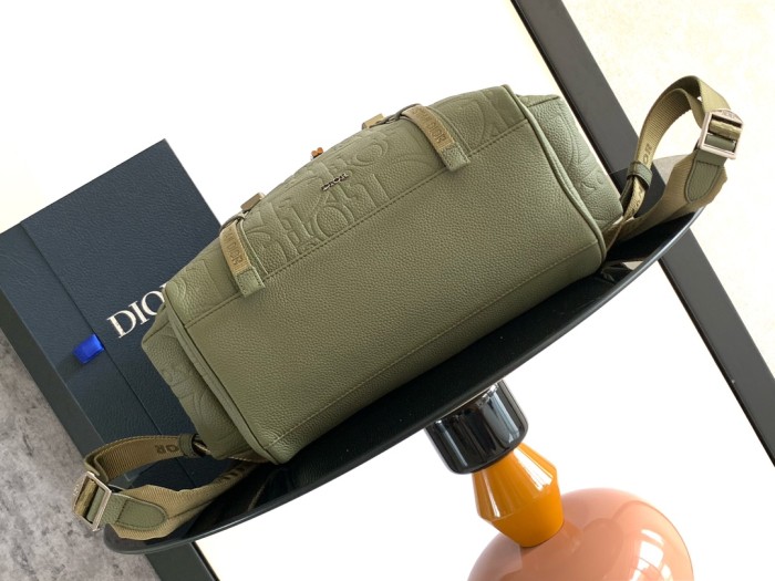 Dior Hit The Road “43 x 43 x 18cm”-057=