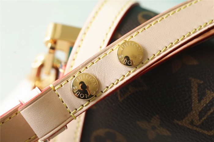 GM Dauphine Soft Crossbody Bag “28*20*11CM” 037