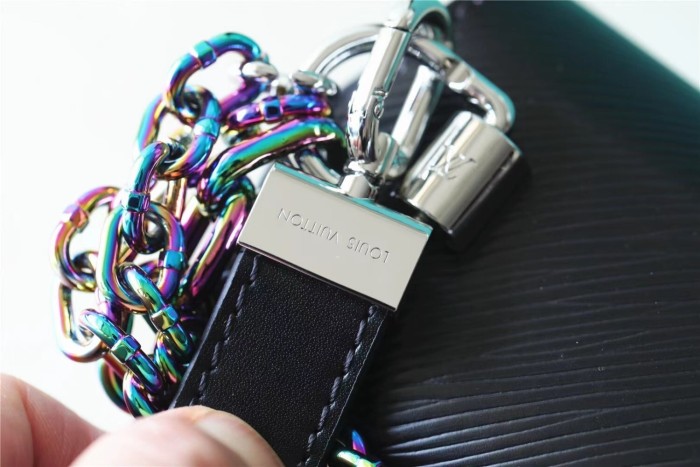 GM Twist Crossbody Bag “23*17*9.5CM” 087