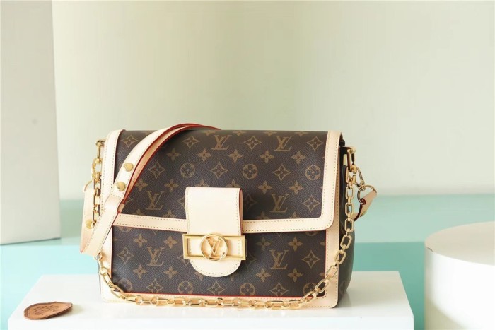 GM Dauphine Soft Crossbody Bag “28*20*11CM” 037