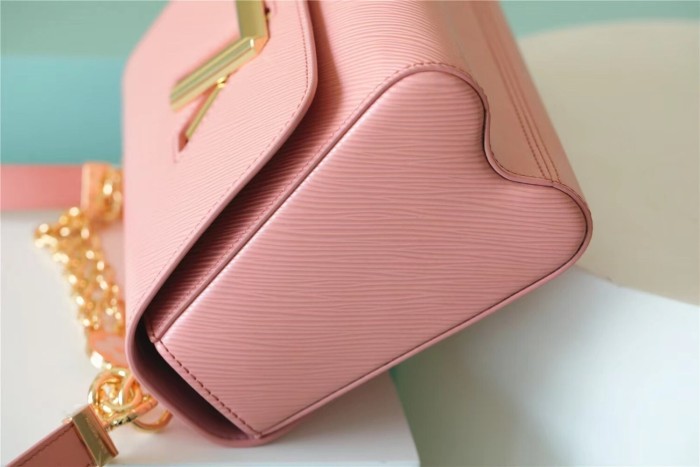 GM Twist Crossbody Bag “23*17*9.5CM” 087
