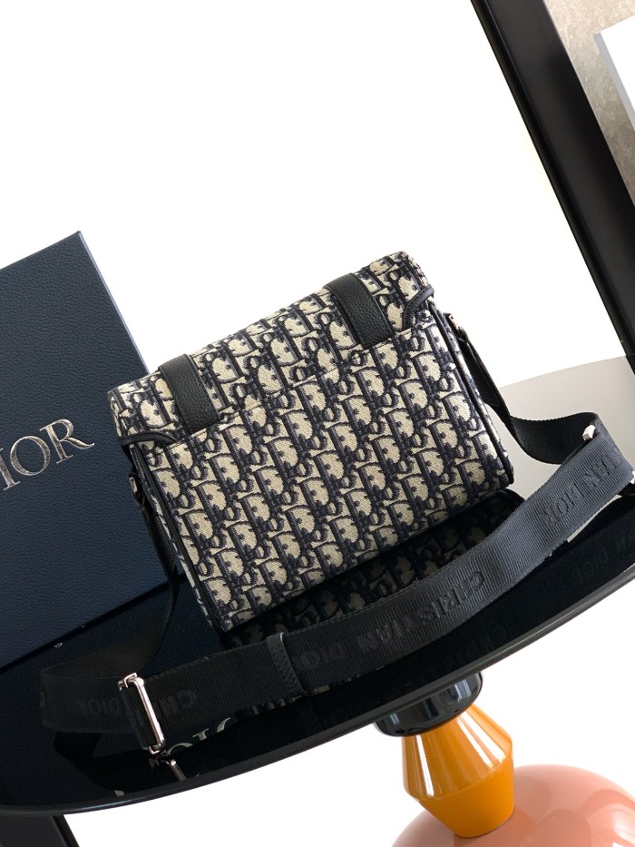 Dior Hit The Road “24 x 18 x 8cm”-045=