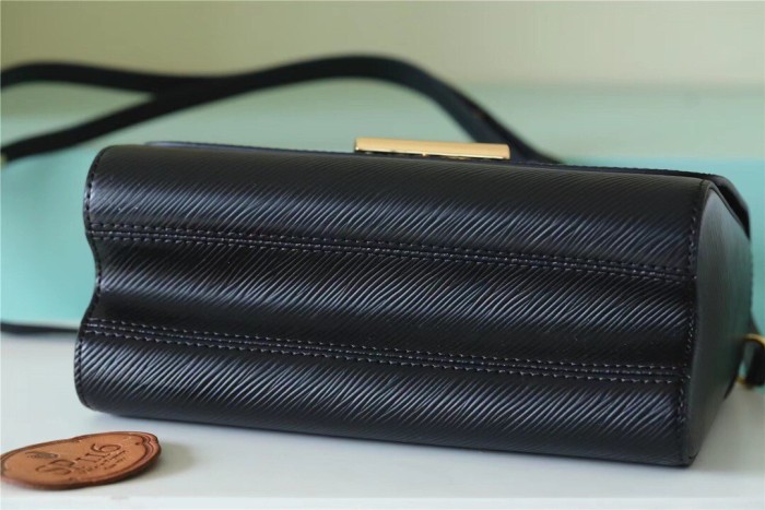 GM Twist Crossbody Bag “23*17*9.5CM” 087