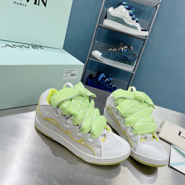 Curb Sneaker(Unisex)35-45=