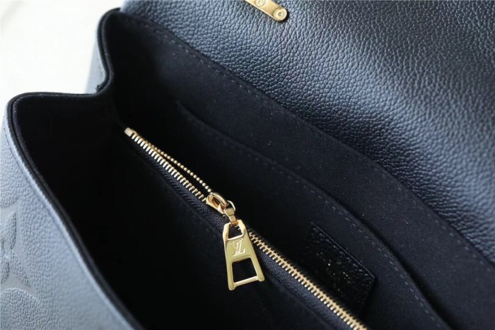 GM Madeleine Shoulder Bag “30*19.5*11CM” 057