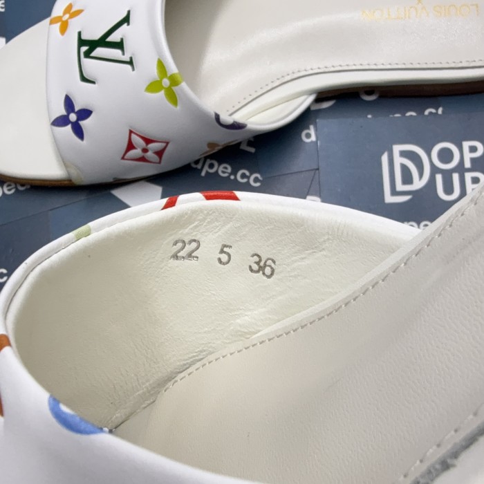 Takashi Murakami Slides (Female)35-41