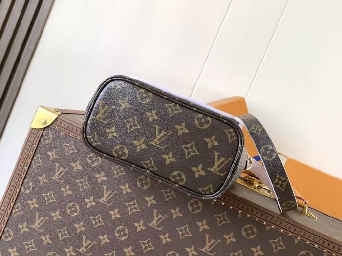 Neverfull Bandouliere Inside Out BB “26.5*16.5*11CM” 075