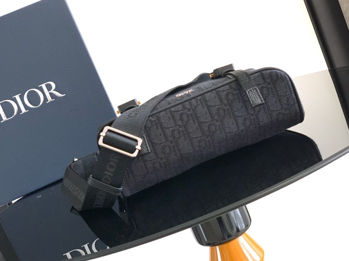 Dior Hit The Road “24 x 18 x 8cm”-045=