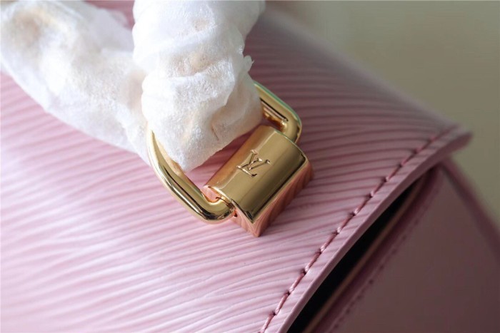 GM Twist Crossbody Bag “23*17*9.5CM” 087