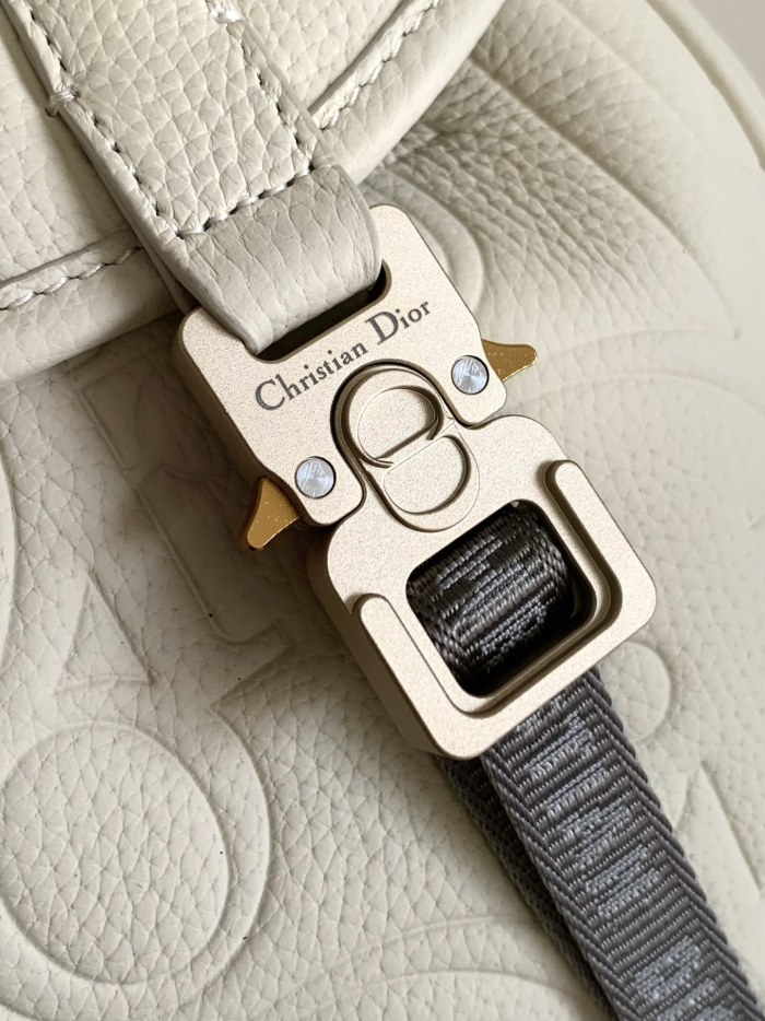 Dior Hit The Road “43 x 43 x 18cm”-057=