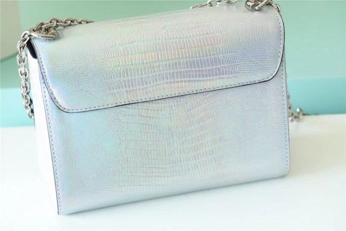 GM Twist Crossbody Bag “23*17*9.5CM” 057