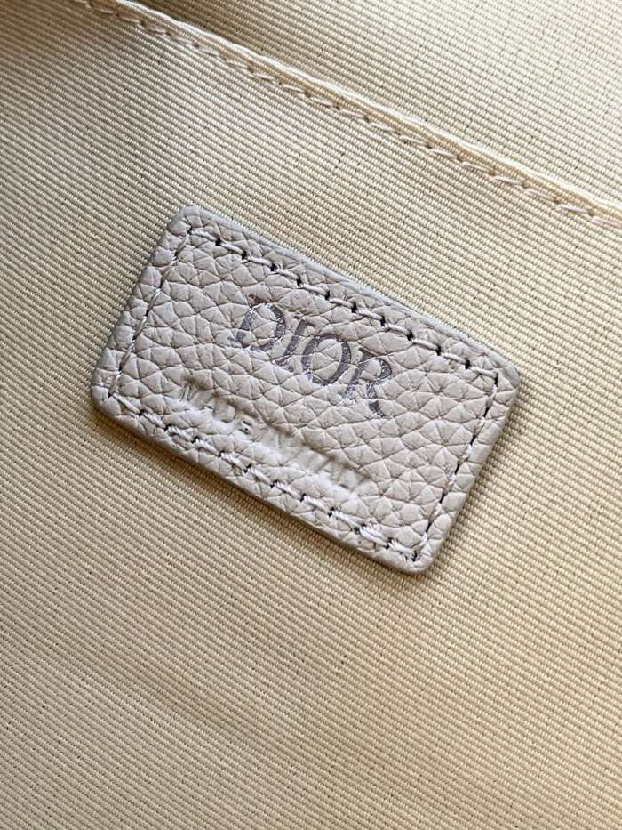 Dior Hit The Road “43 x 43 x 18cm”-057=
