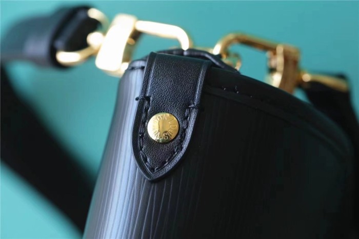BB Saumur Crossbody Bag “20*16*7.5CM” 057