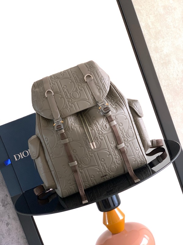 Dior Hit The Road “43 x 43 x 18cm”-057=