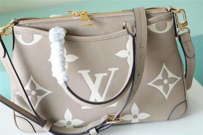 PM Trianon Shoulder Bag “28*18*8CM” 017