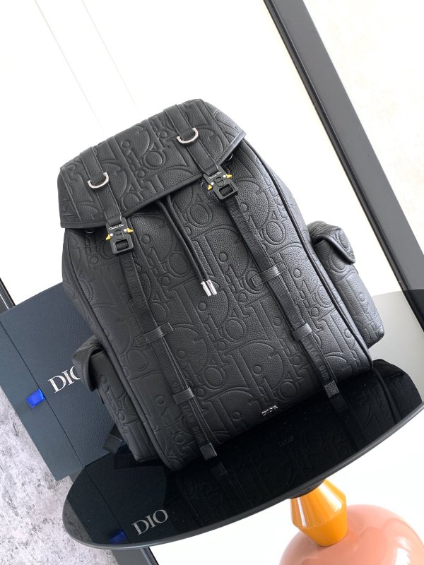 Dior Hit The Road “43 x 43 x 18cm”-057=