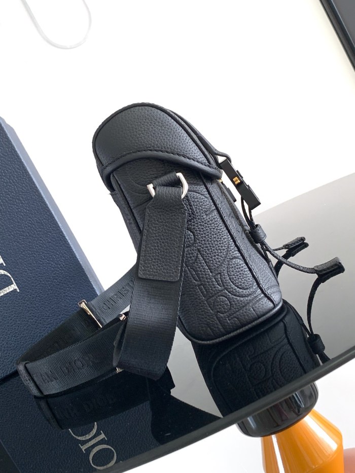 Dior Hit The Road “24 x 18 x 8cm”-045=