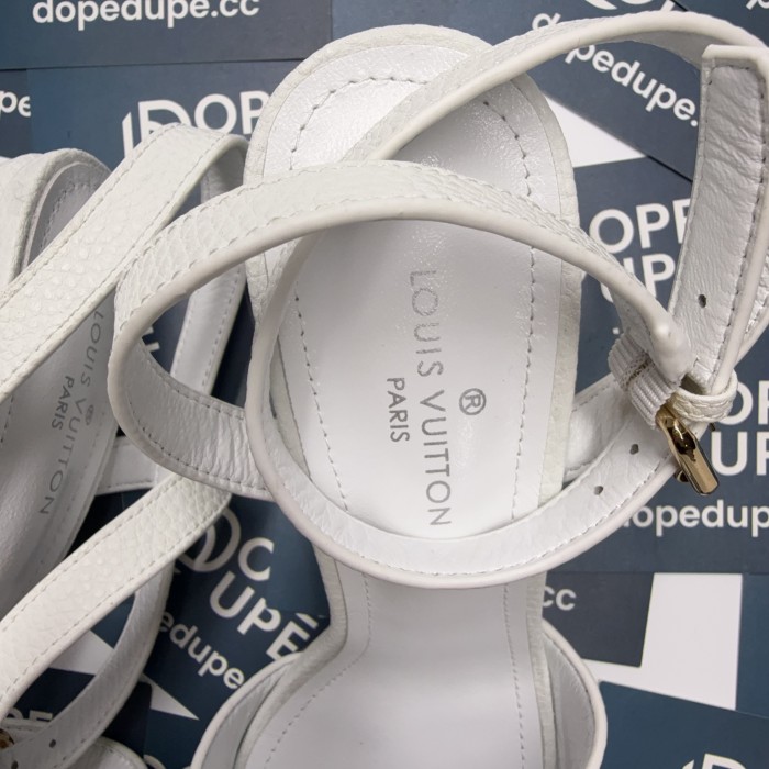 Lock It Sandals (Female)36-41
