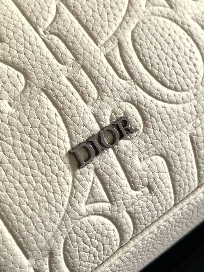 Dior Hit The Road “43 x 43 x 18cm”-057=