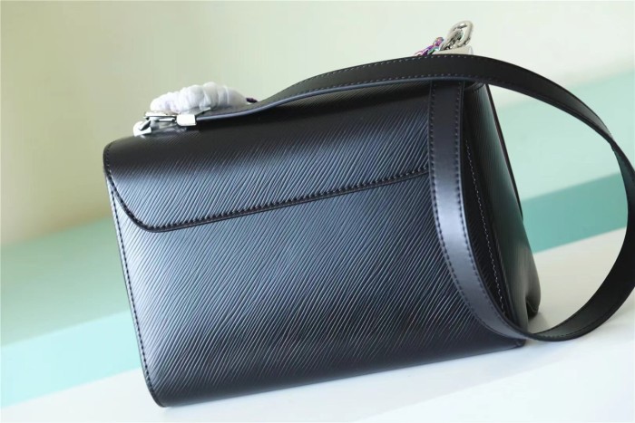 GM Twist Crossbody Bag “23*17*9.5CM” 087