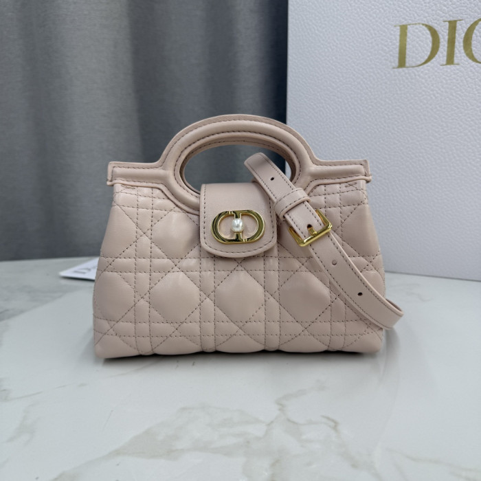 Dior Jolie Top Handle “18.5 x 13 x 8.5cm”-065=