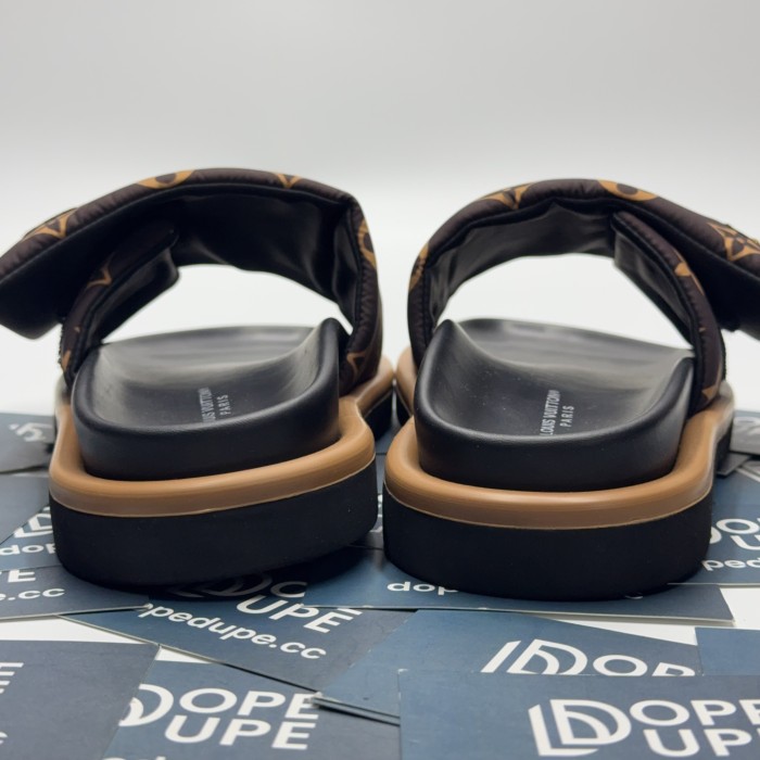 Pool Pillow Comfort Slides (Female)36-41