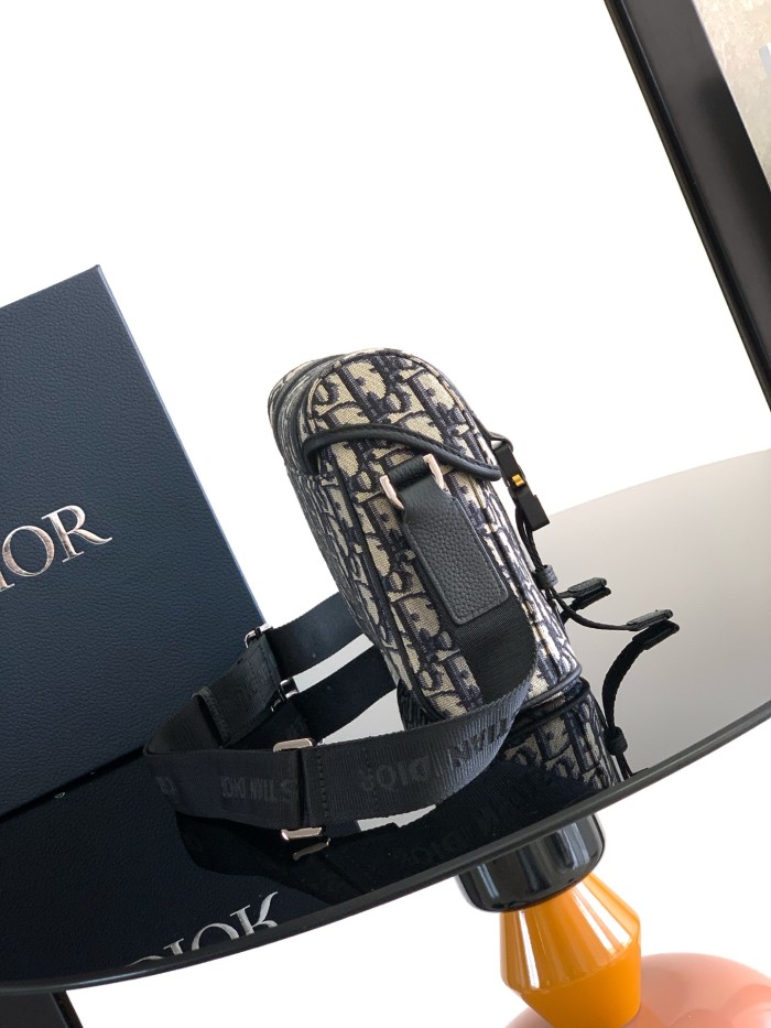 Dior Hit The Road “24 x 18 x 8cm”-045=