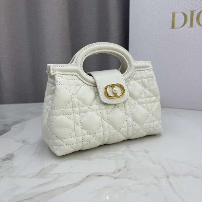 Dior Jolie Top Handle “18.5 x 13 x 8.5cm”-065=