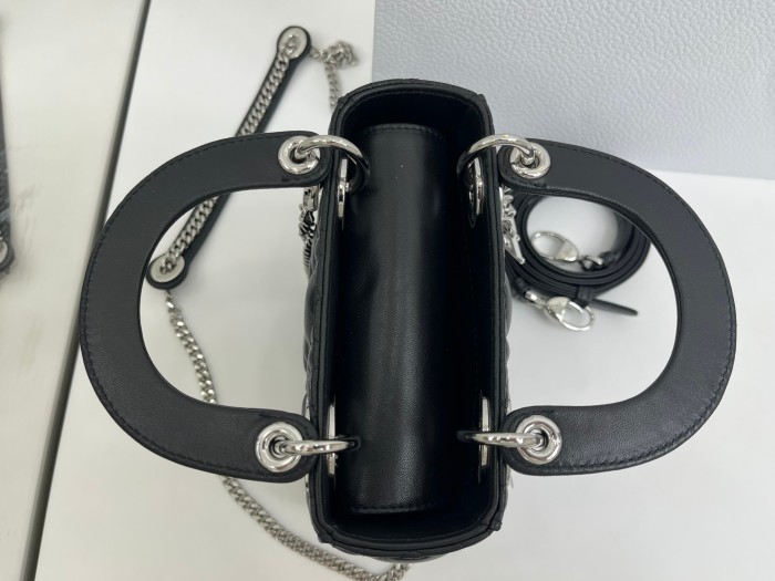 Lady Dior “17 x 15 x 7 cm”-067=