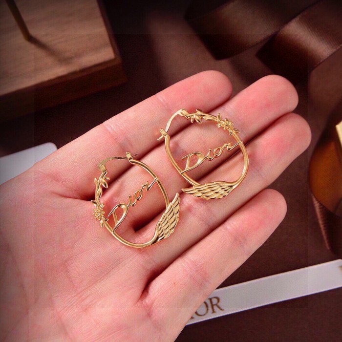Earring 34=
