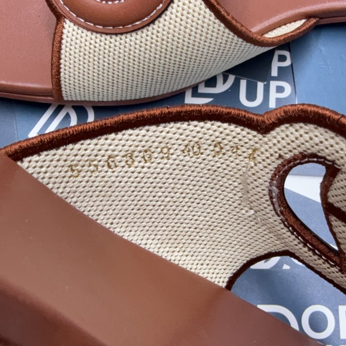 Interlocking G Slides (Male)36-41