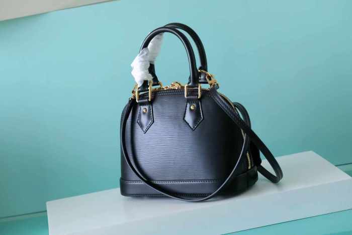 PM Alma BB Shoulder Bag “23.5*17.5*11.5CM” 087