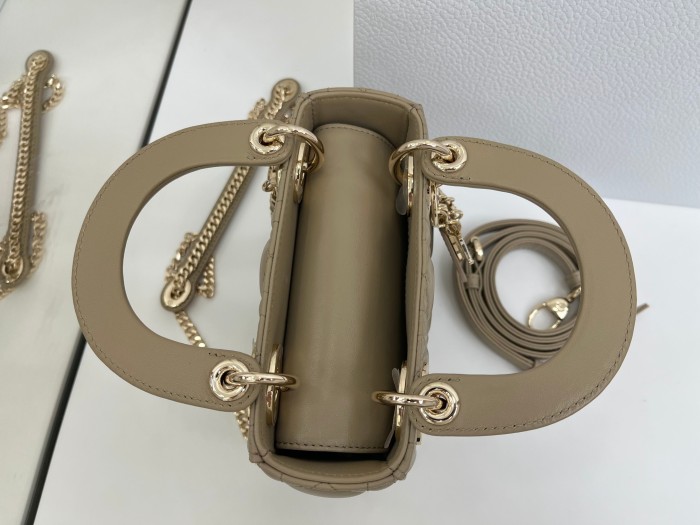 Lady Dior “17 x 15 x 7 cm”-067=