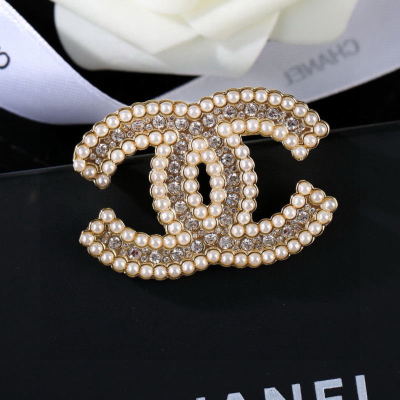 Brooch 55=