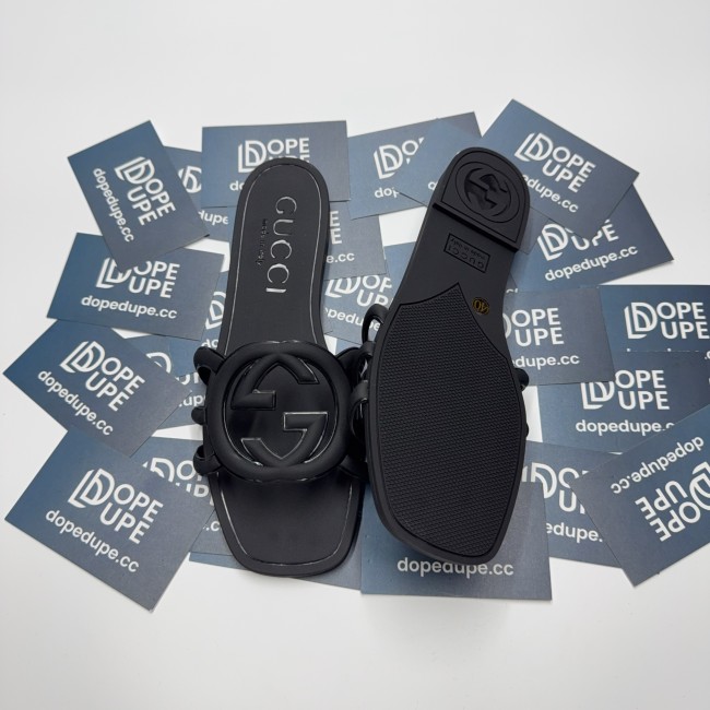 Interlocking G Slides (Male)36-41