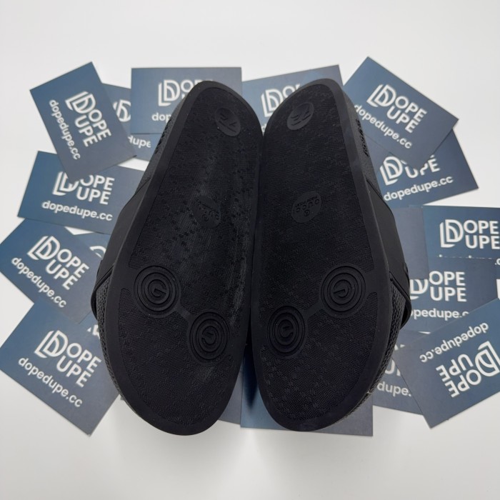 Interlocking G Slides (Unisex)35-45