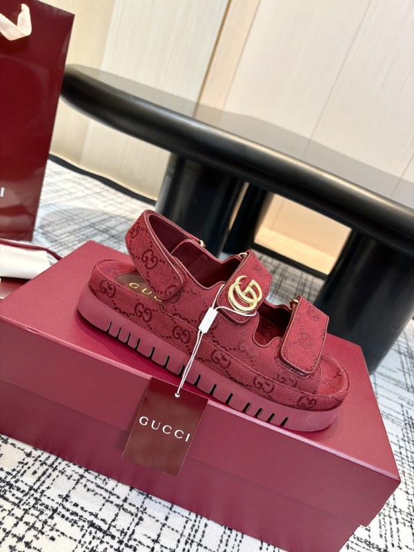GG Slides (Female)35-40=