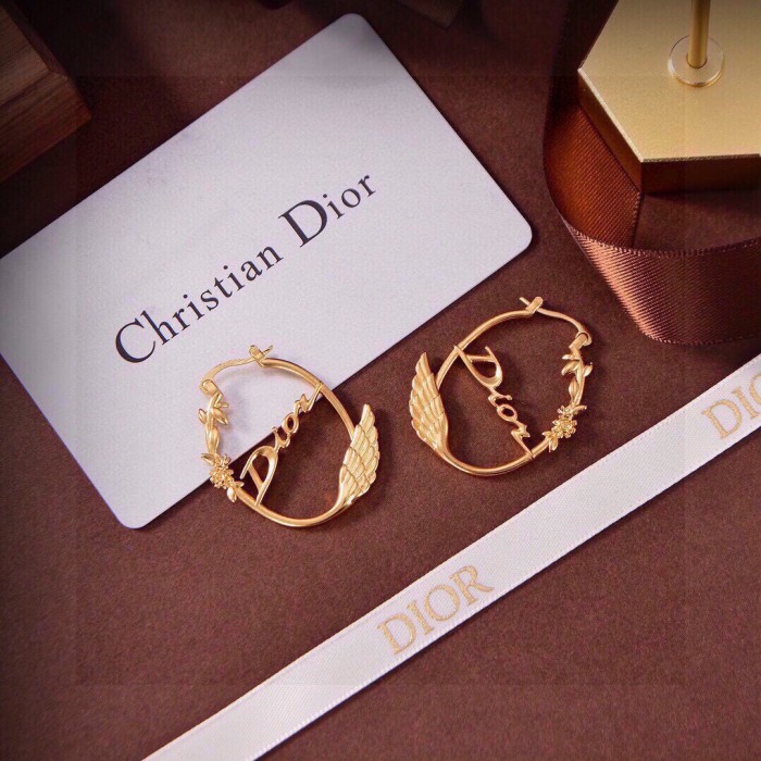Earring 34=