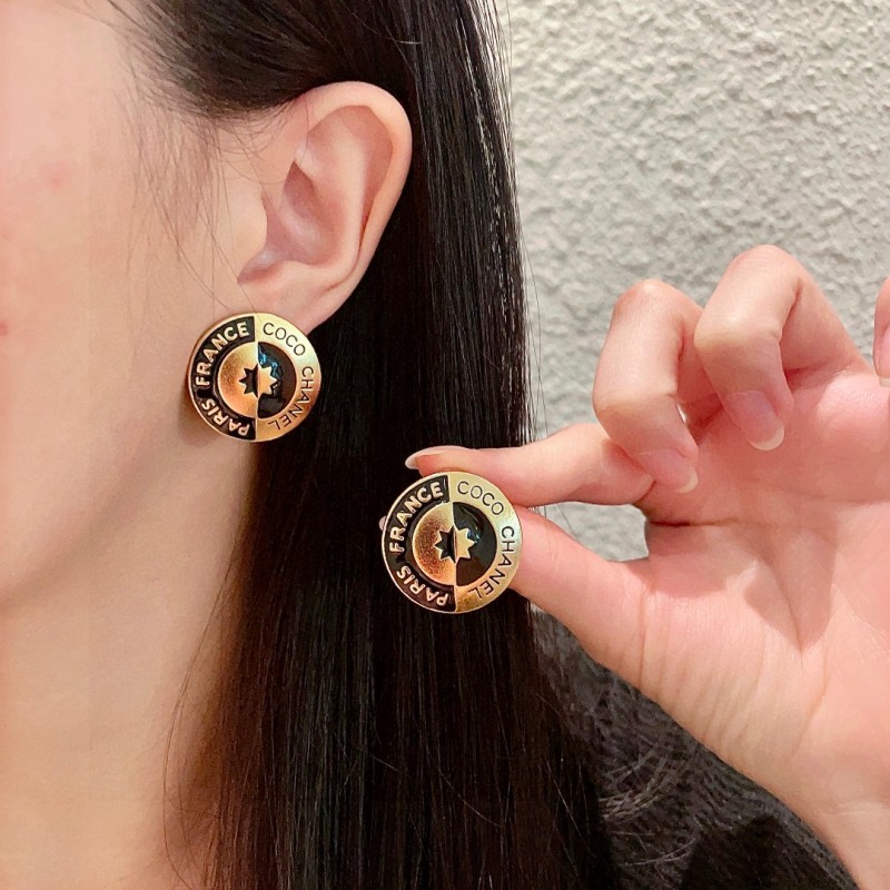 Earring 08=