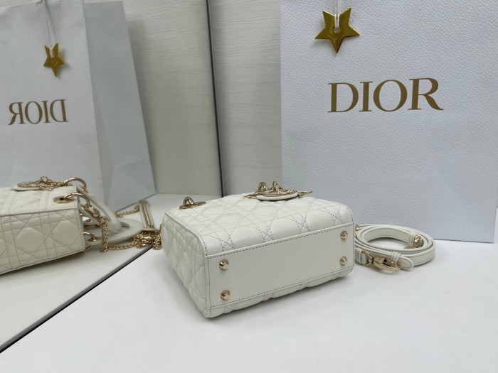 Lady Dior “17 x 15 x 7 cm”-067=