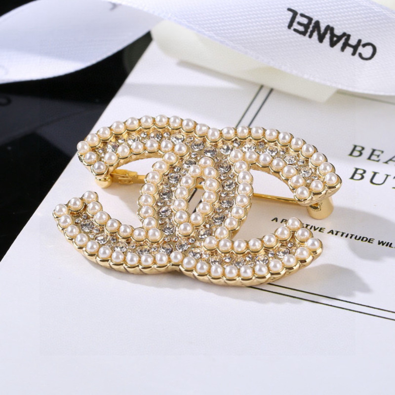 Brooch 55=