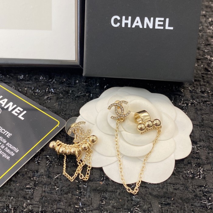 Earring 06=
