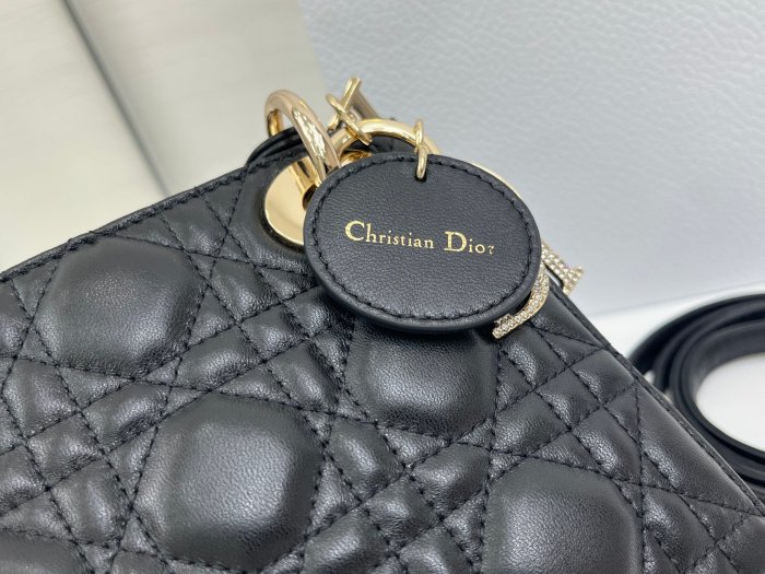 Lady Dior “17 x 15 x 7 cm”-067=