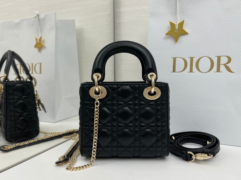 Lady Dior “17 x 15 x 7 cm”-067=