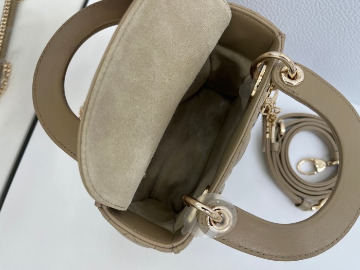 Lady Dior “17 x 15 x 7 cm”-067=