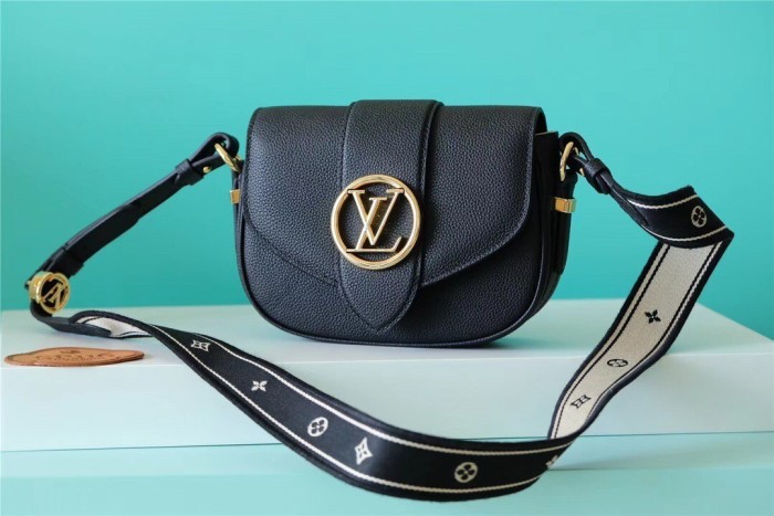 PM Pont 9 Soft Crossbody Bag “21*15*6.5CM” 077